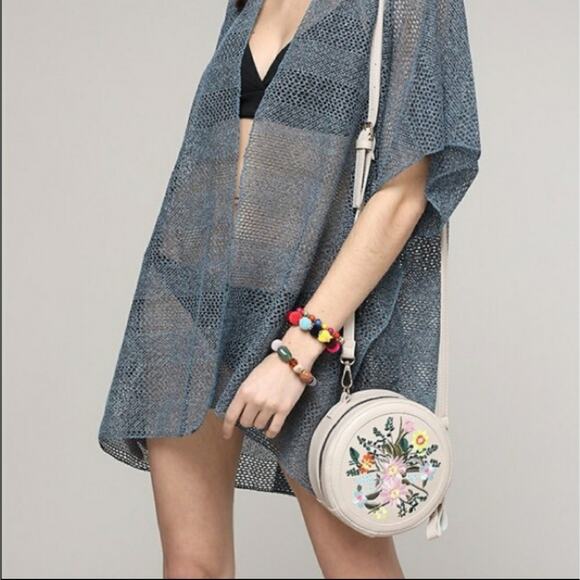 Justin & Taylor embroidered round zip up crossbody bag multicolor floral - Picture 2 of 4